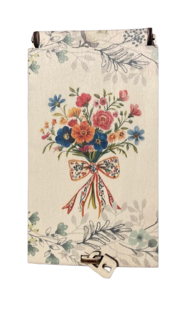 Дървен подаръчен ваучер букет цветя